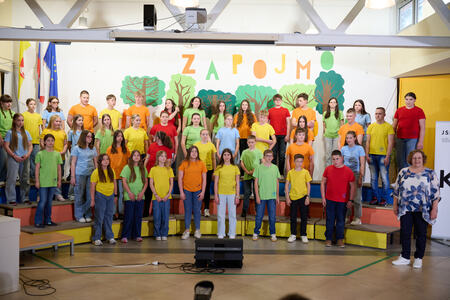 034_Zapojmo pomladi II_dan